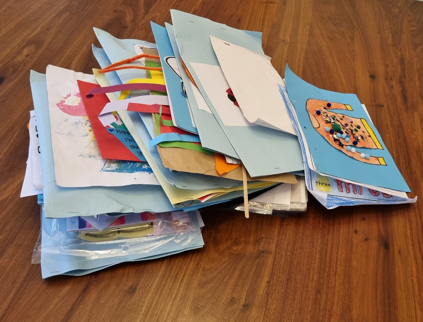 Term Art Folder